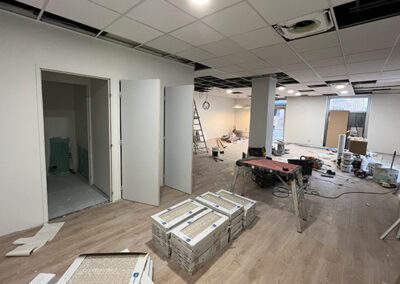chantier-travaux-renovation-local-professionnel-commercial