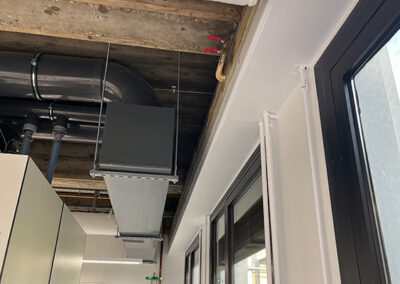 Lots Techniques CVC et électricité pour des locaux professionnels